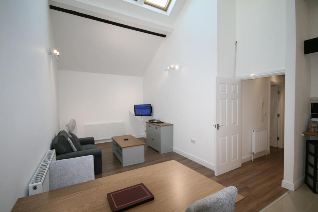 Flat 5, 124 High Street Apartment Newmarket  Exterior photo